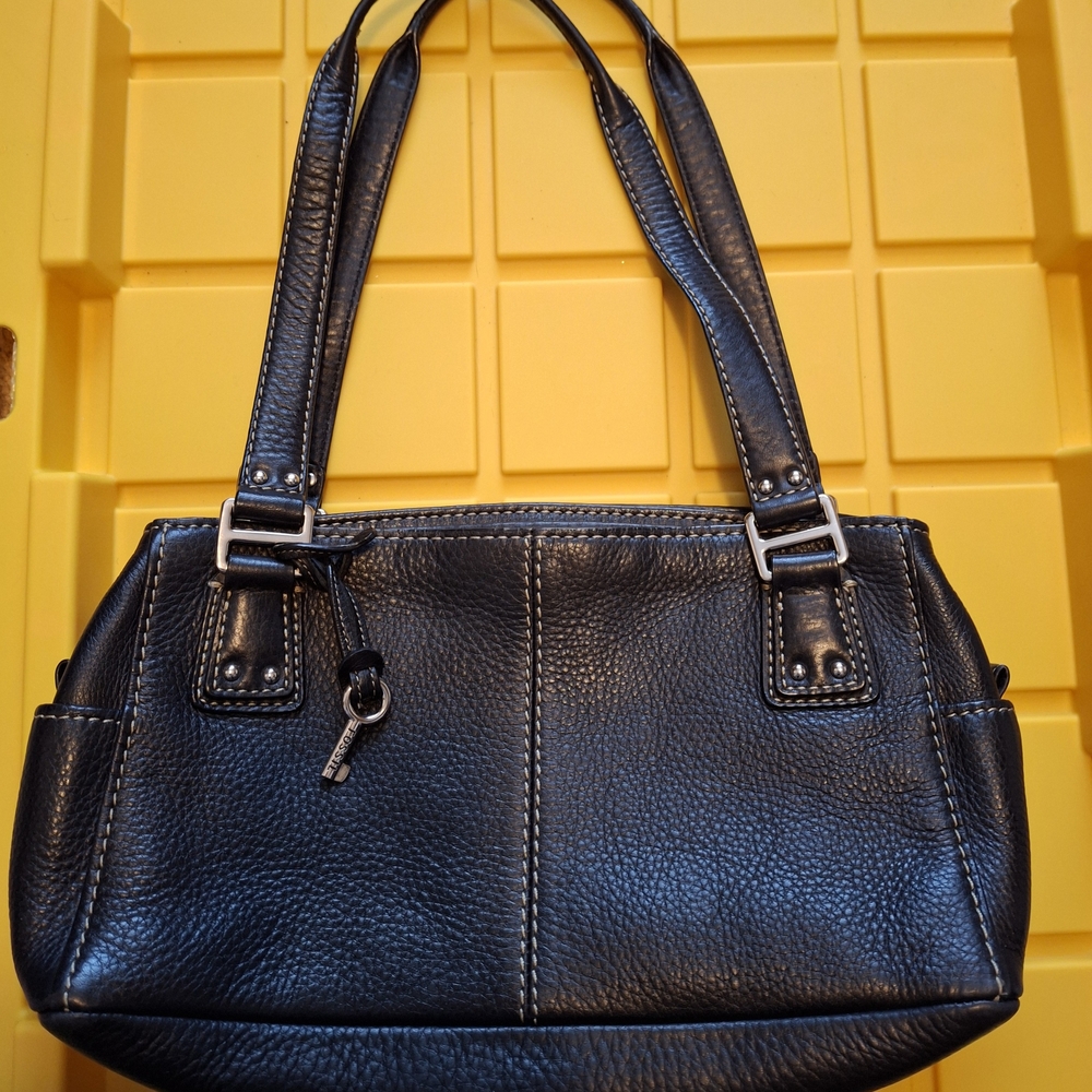 Fossil Black Leather Shoulder Bag